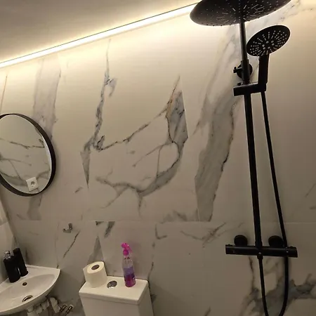 T8 Studio Apartment *