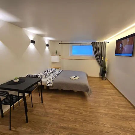 Apartment T8 Studio